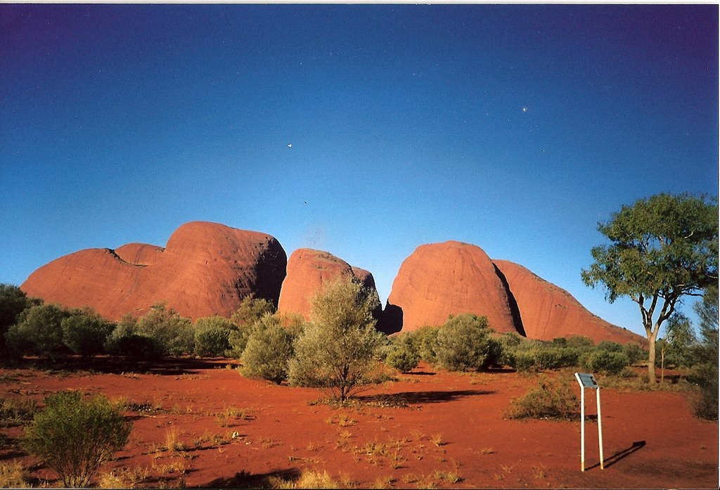 Kata Tjuta (The Olgas) by hellooon