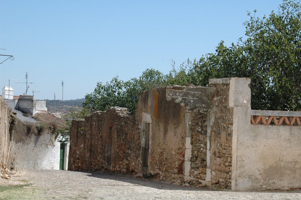 Estremoz by René Speur