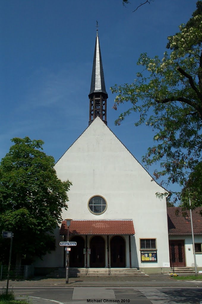 Ev. Emmaus-Kirche in Mannheim OT Schönau by Michael Ohmsen