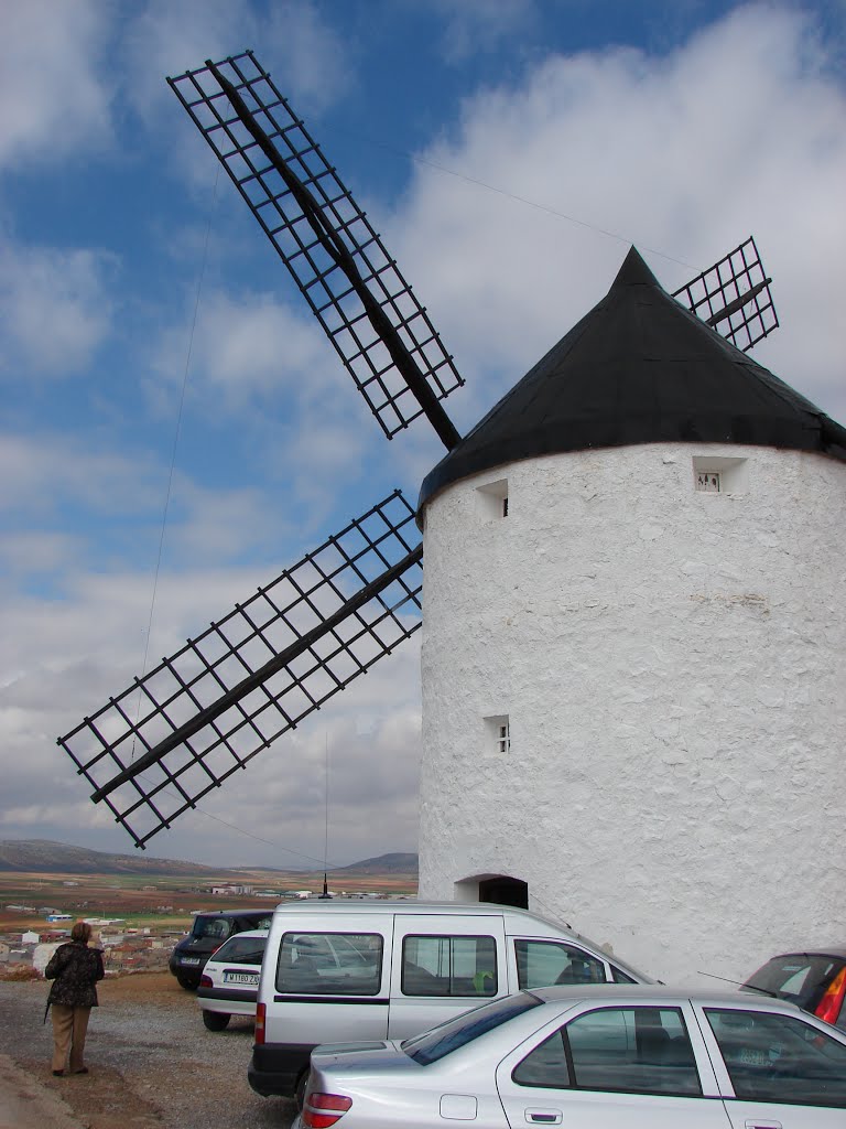 Oficina de Turismo en un molino by a.salillas