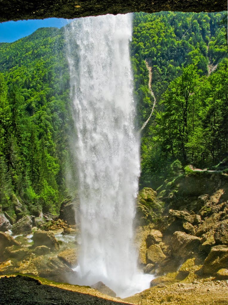 Under a waterfall Peričnik by ★Tardigrade★