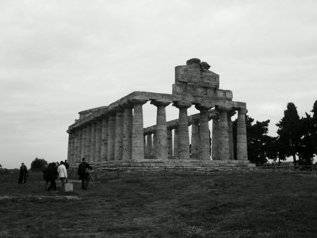 Paestum by Filippo Perrella