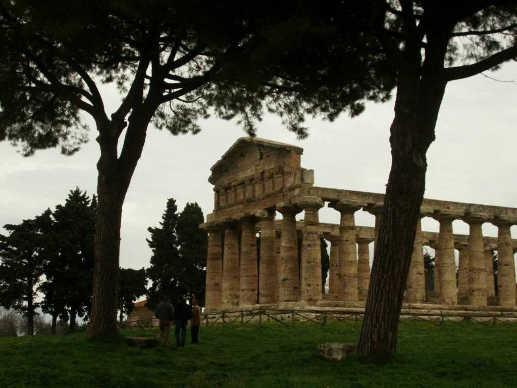 Paestum by Filippo Perrella