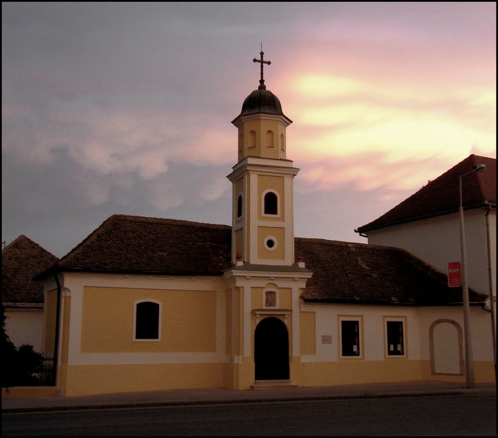 Szent János és Pál kápolna, Szekszárd legrégibb épülete 1776 by jeriba