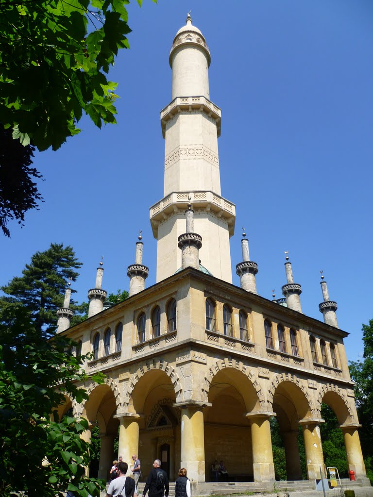 Rozhledna Minaret by Alexander Duricky