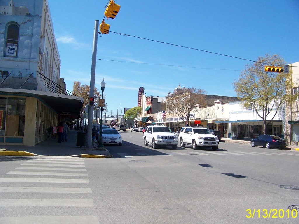 Castell Avenue, New Braunfels by Wester