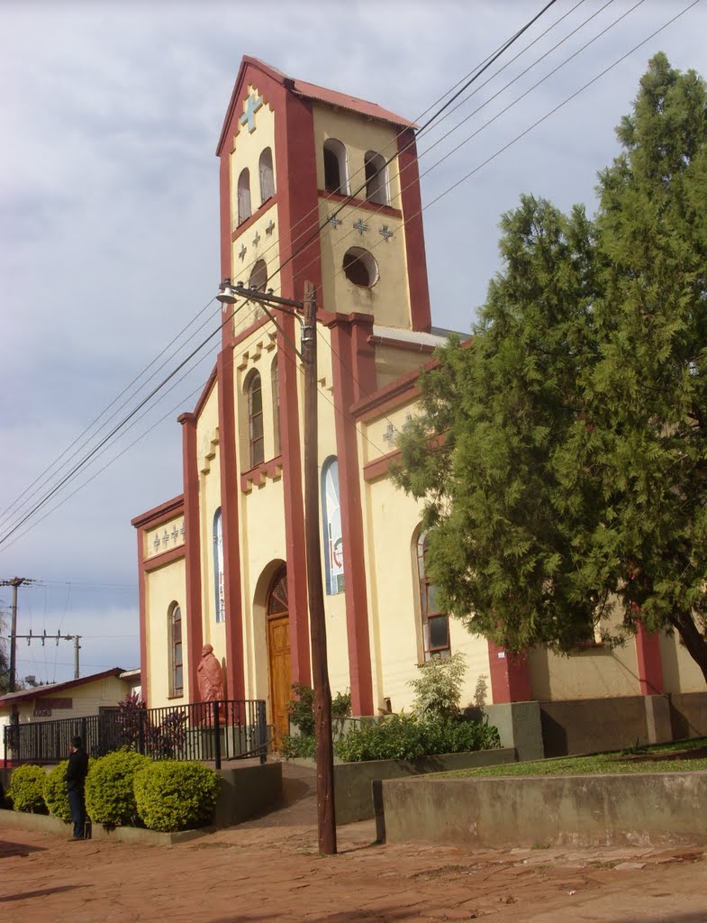 Iglesia del pueblo el 21-7-09 - RRZ by rodolfo zega