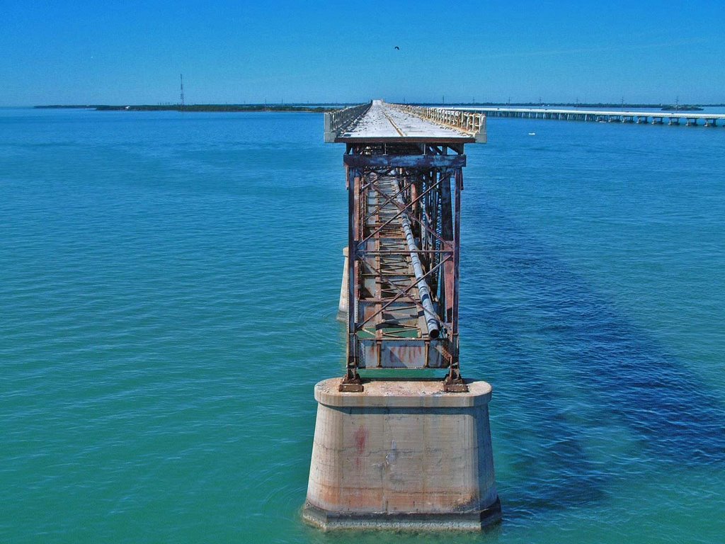 Bridge to nowhere, Old Bahia Honda Bridge, Florida Keys, USA by Joe Recer by Joe Recer (PackerCow…