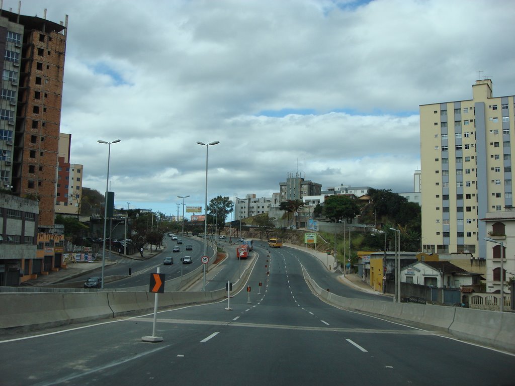 Subida do viaduto by Ricardo_Faria