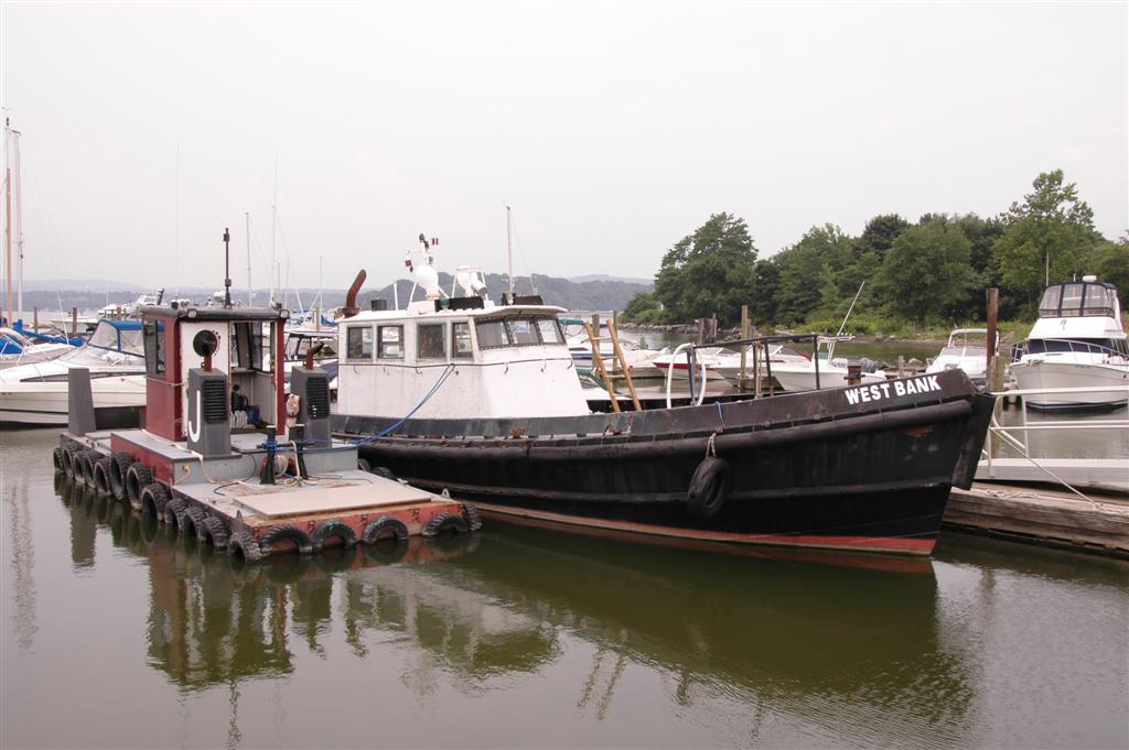 Yiking Boat Yard Verplanck NY by F RIM