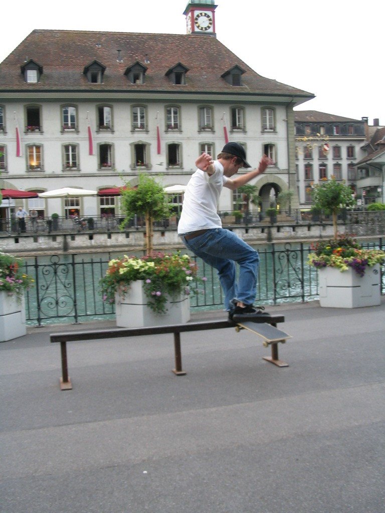 Skating in Thun with New Friends by SwissGal