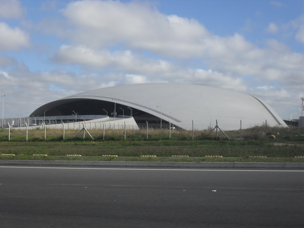 Nuevo edificio terminal Aeropuerto Carrasco, Montevideo by XA-DUG