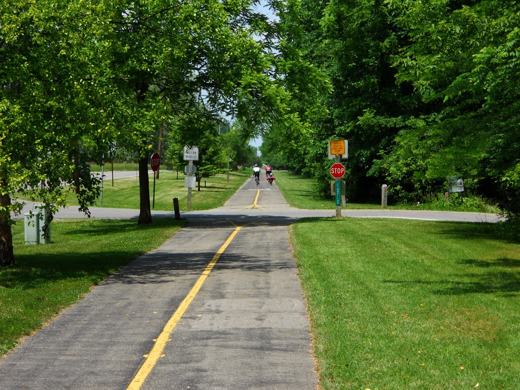 Grinnell Road by Pittenger