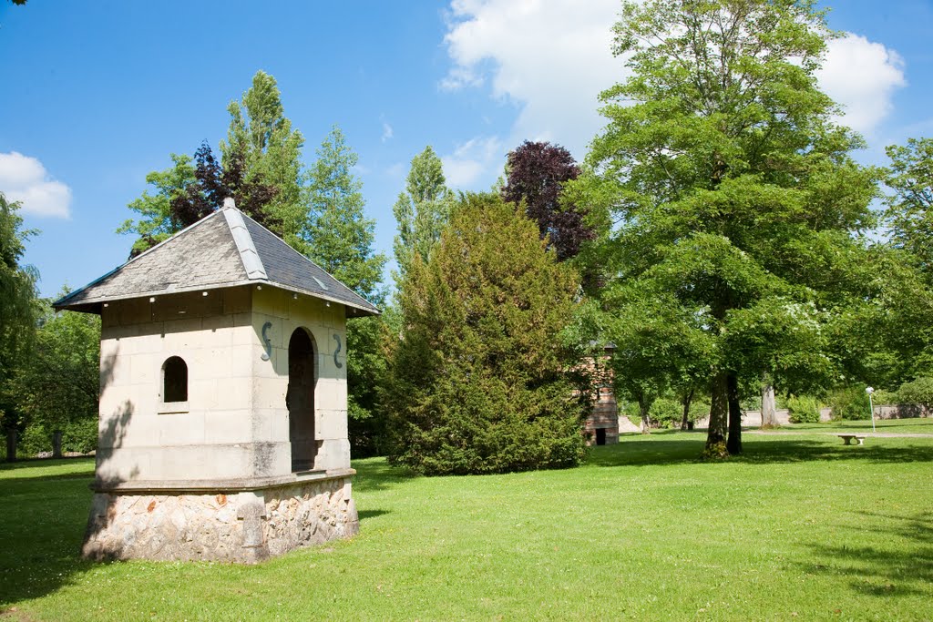 Parc de la maison d'Argent, Revigny by Cyril Auboin