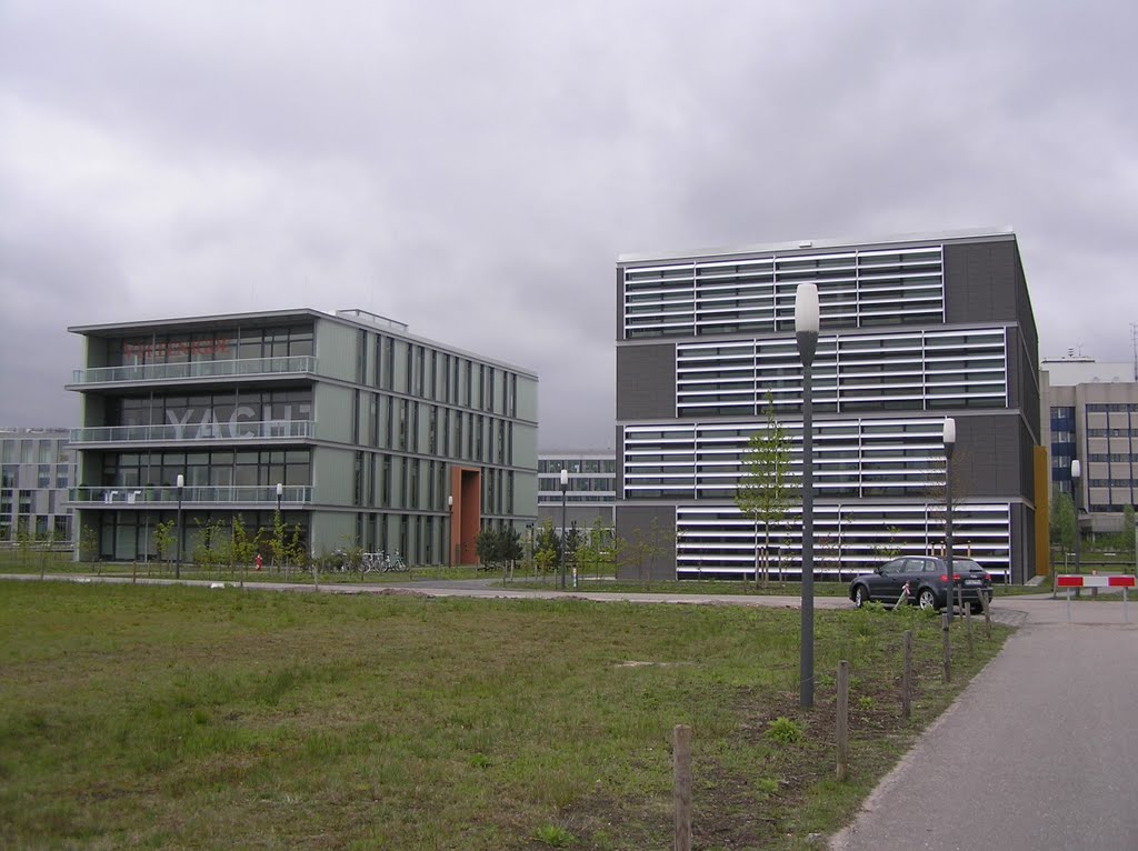 High Tech Campus 83 and 84 by Willem Nabuurs