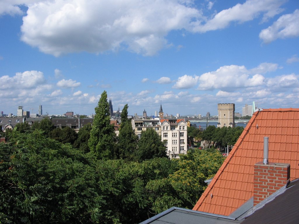 Blick über Köln auf den Dom by Grobi2000