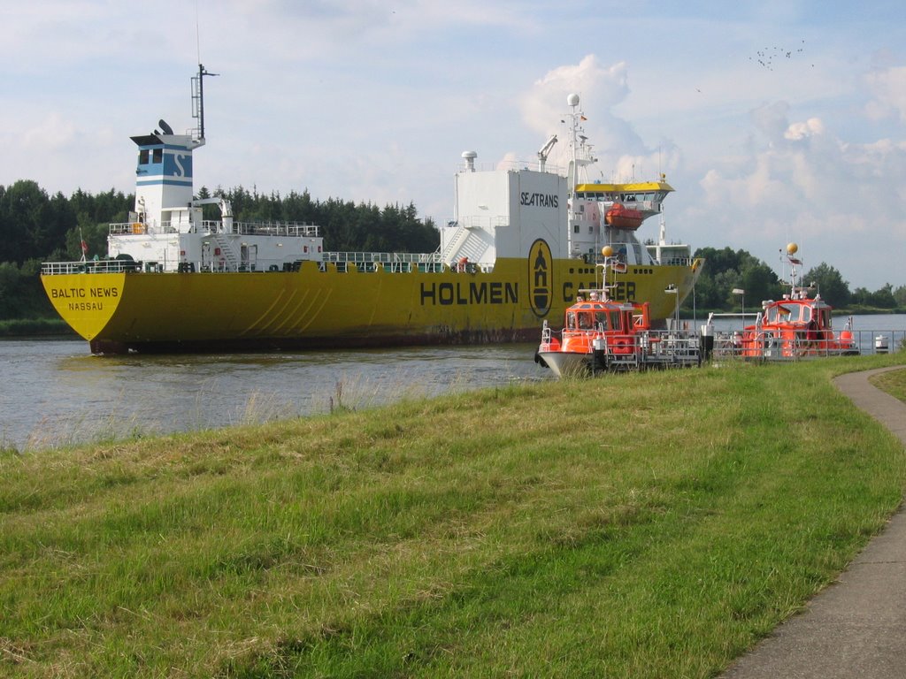 Kiel Canal Pilot station by KeMa