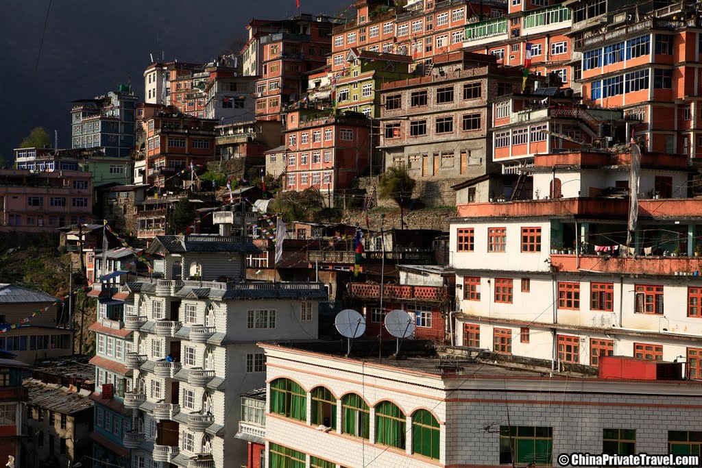 Dram (Zham/Khasa/Zhangmu/樟木) - Nyalam, Tibet by chinaprivatetravel.com