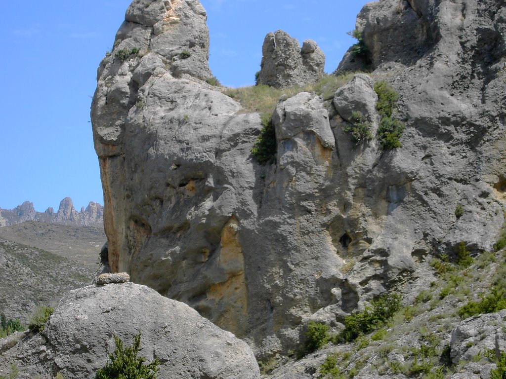 Calcena: Peña del Cabo. by Rosaflor