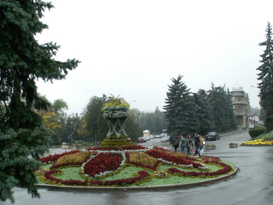 The bed "Fountain". "The Flower bed" of Pyatigorsk by Cockroach Spinner