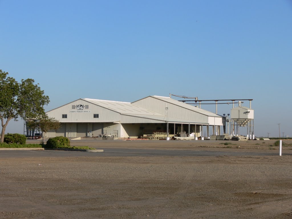 Cotton Gin, Firebaugh, CA by allenhc