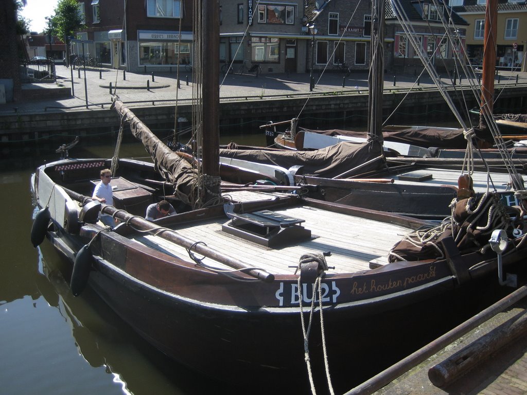 Bunschoten-Spakenburg, Netherlands by Jesperv