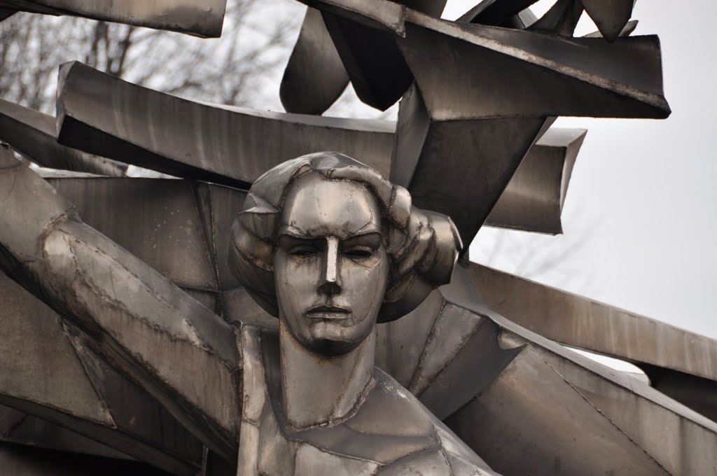 Statue in front of the post museum by Icepick