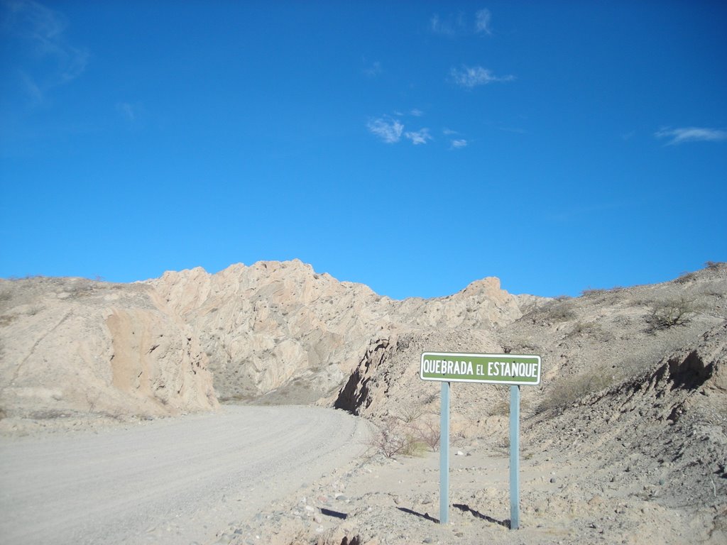 Valles Calchaquíes, Quebrada El Estanque, Salta by Javier Cabral