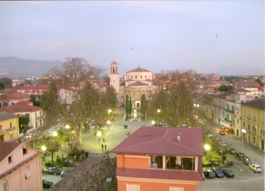 Aquino piazza san tommaso...notturno by aquinas47grincia