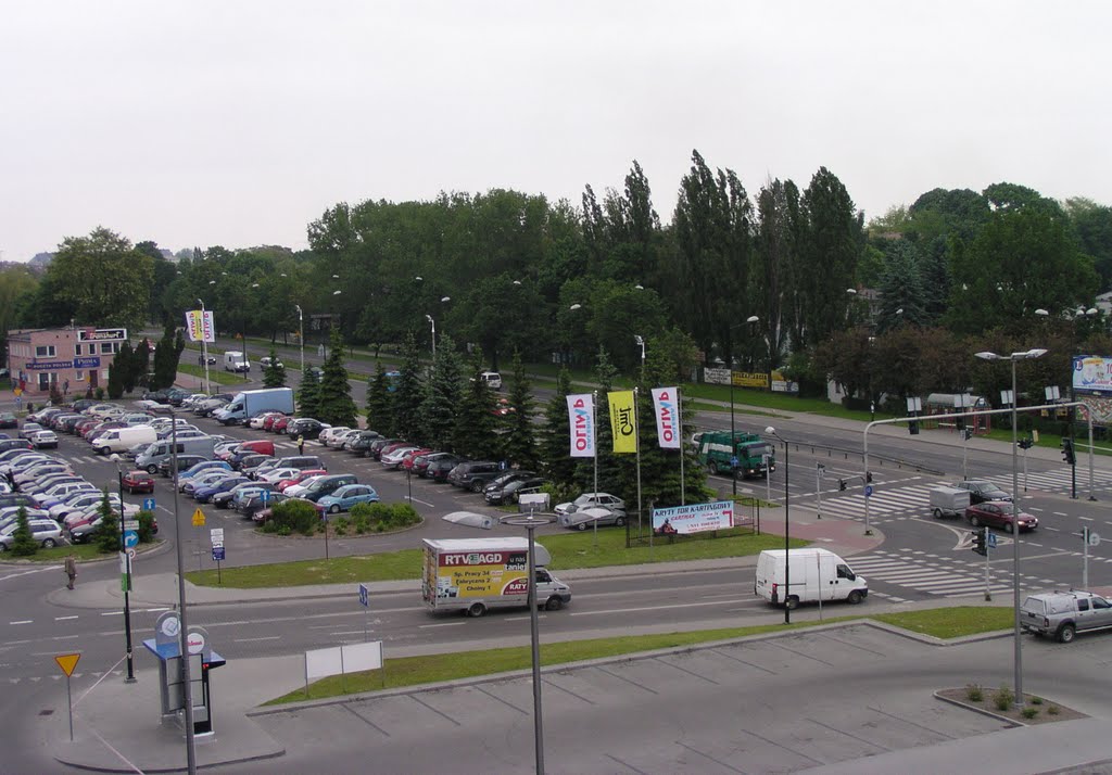 Lublin, Spoldzielczosci Pracy street, view to NE, 05.2010 by Mariusz Bladek