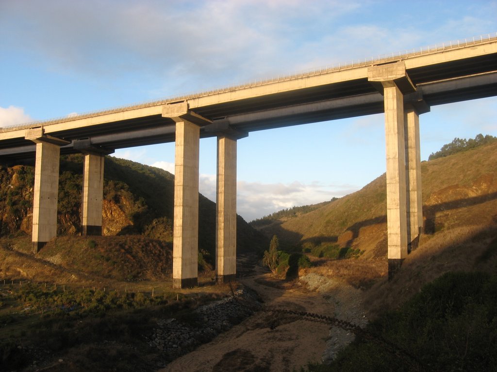 Puente en carretera San Sebastian by Tranceh2