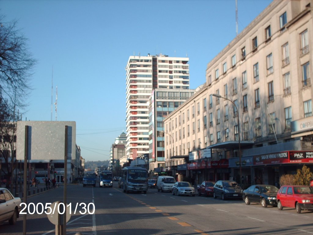 Calle O'Higgins hacia el norte by bezetazakil