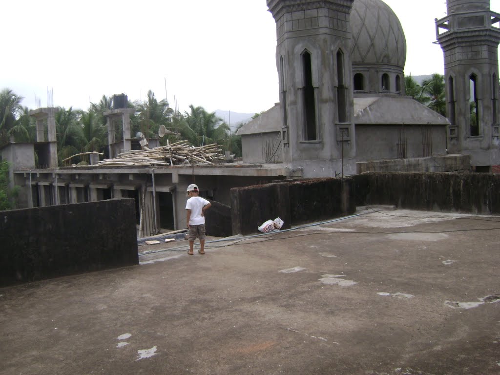 GAFOORI MASJID KAJUBAG KARWAR by asifmandlik123