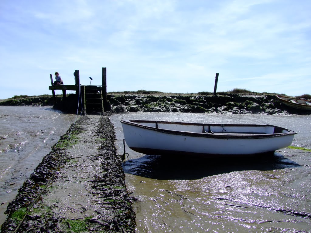 Island Jetty by squiz54