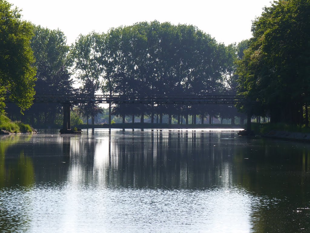 Canal à Bocholt by Rudy Pické