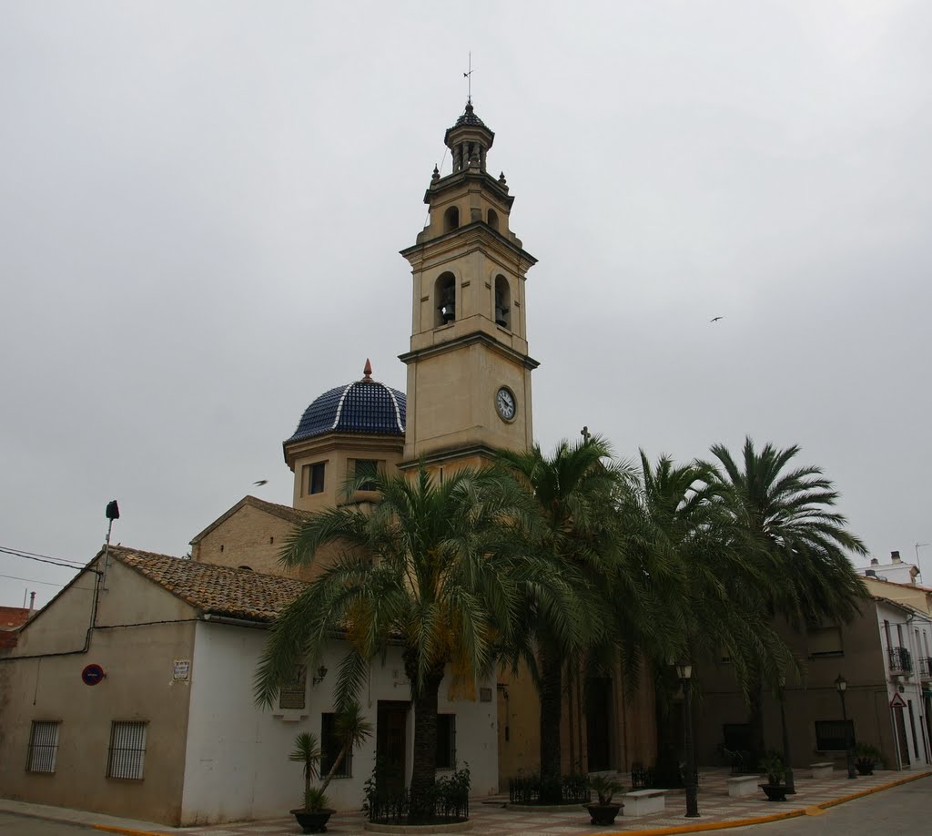 Iglesia de Benimuslem by Alvaro Gonzalvez