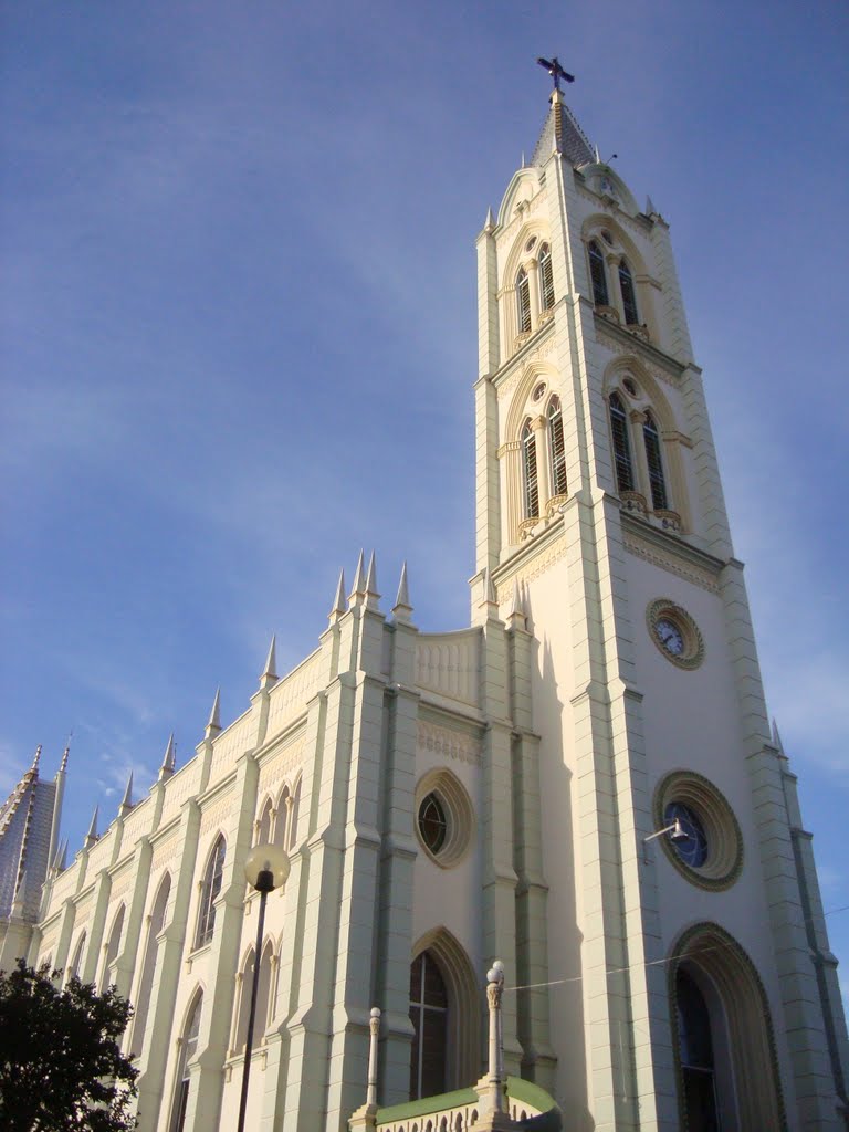 Igreja Matriz de Bom Despacho, Bom Despacho, MG by André Moises