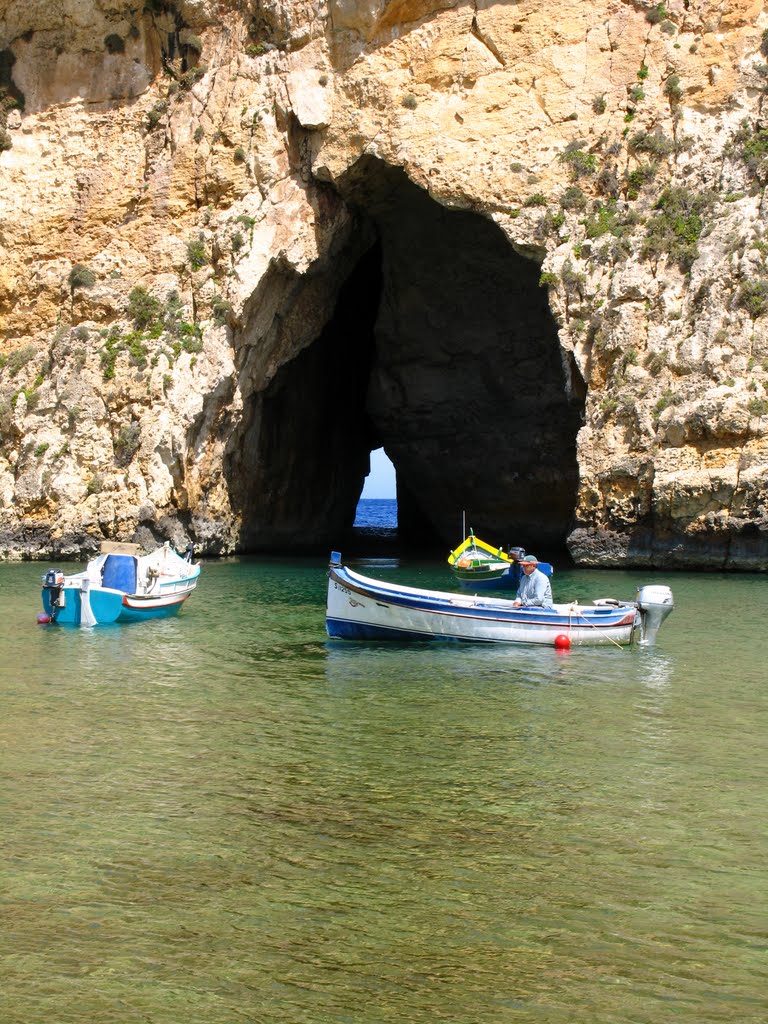 Gozo (Malta) - Inland sea: the door to mare nostrum by Diego DeGa