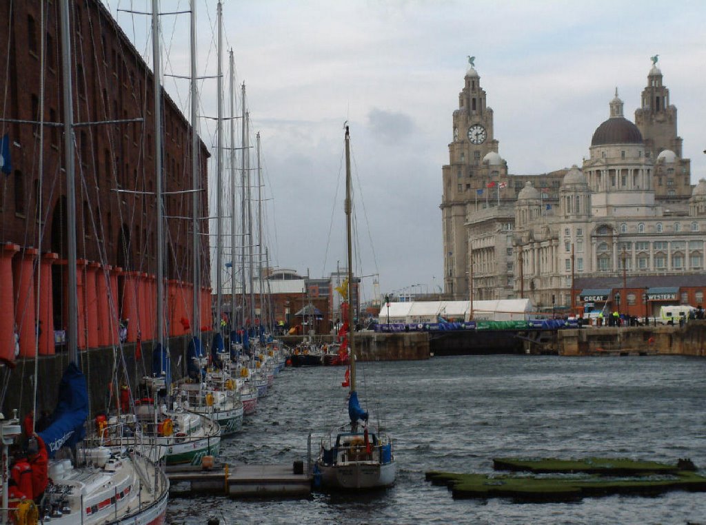 Start of the round the world yacht race by paulbanco