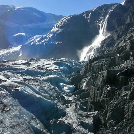 Kjenndalsbreen (Jostedalsbreen) by frank lange