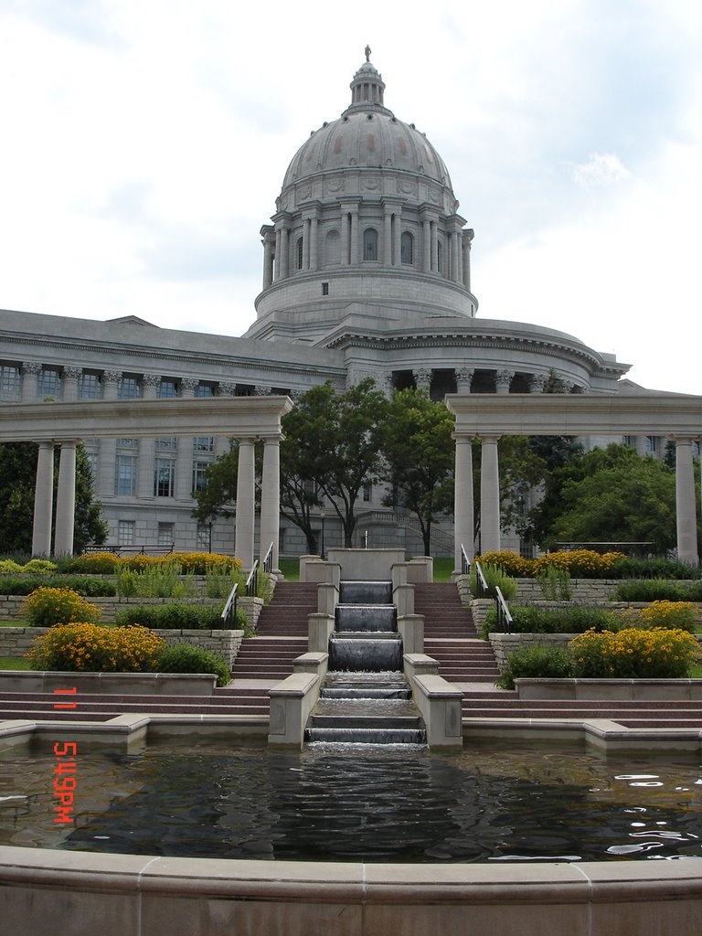 Capitol Building by EPutnam