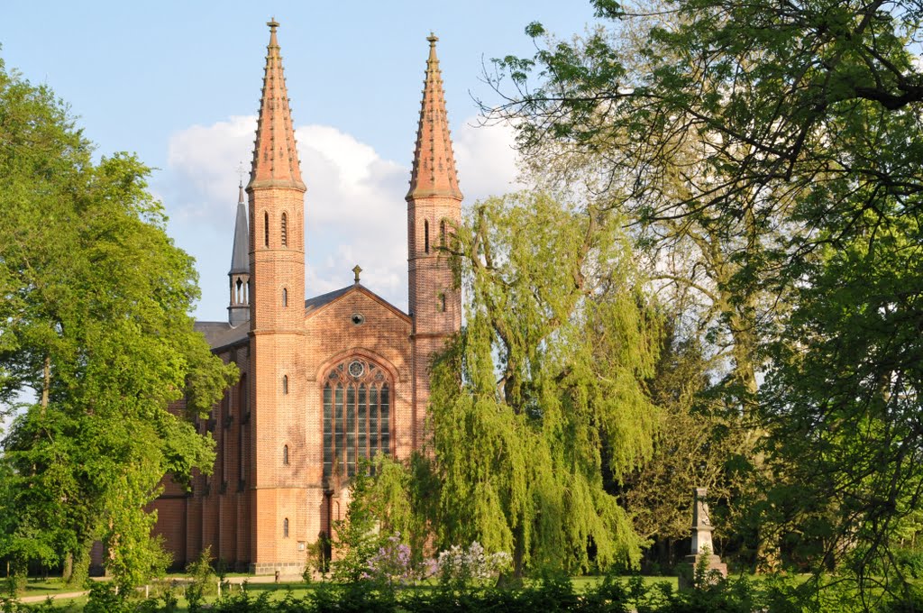 Die restaurierte Kirche von Letzlingen by Reinhard Kerkeling