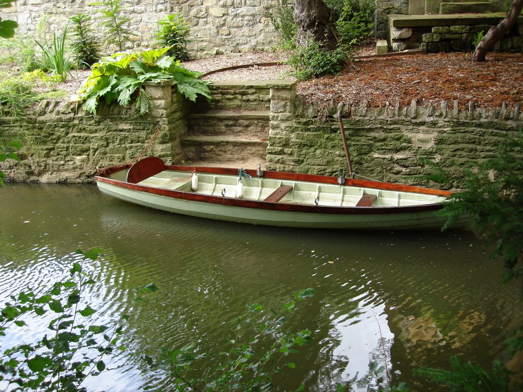 Boat - Magdalen College by Ismaïl Fahmy