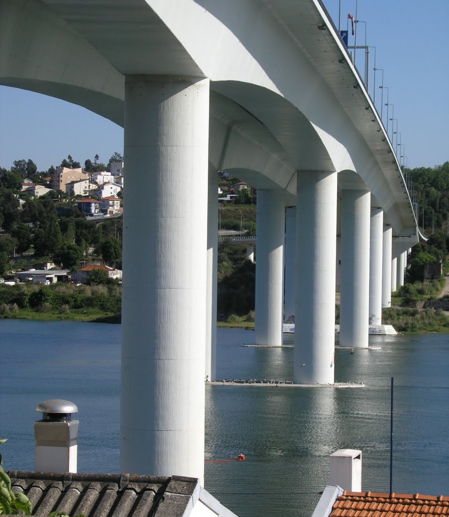 Ponte do Freixo, Porto by KanakariFotos