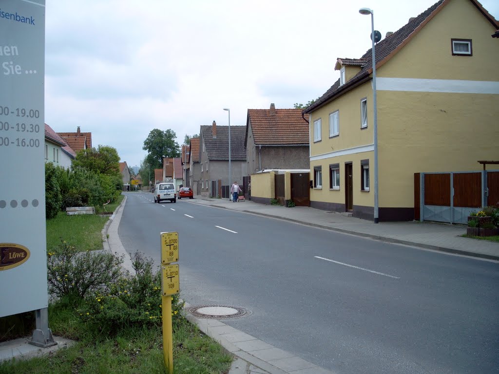 Wechmarer Straße by Schriftsteller Winfried Schäfer - Rochau