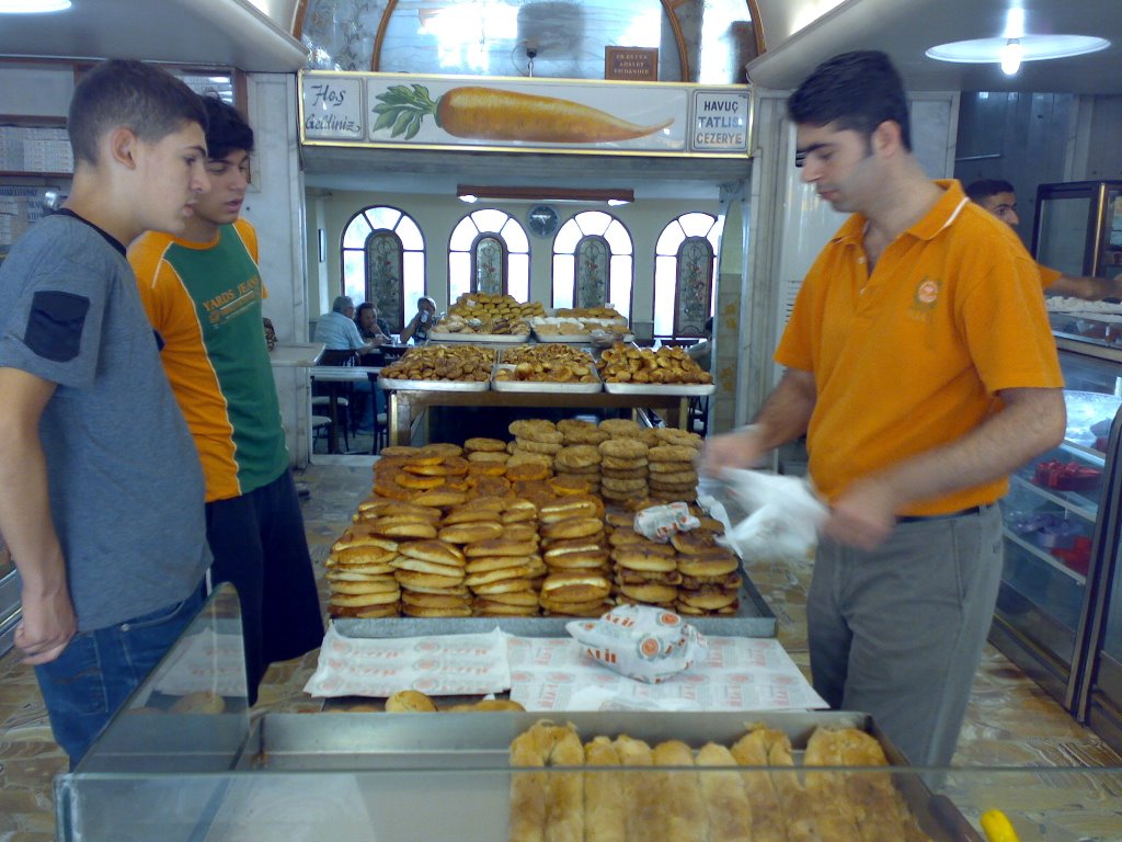 DONDURMACI HALİL REKLAMIN İYİSİ KÖTÜSÜ OLMAZ BENDEN SELAM SÖYLEYİN İNDİRİM YAPSINLAR eating free!!!!! CARROT PİE AND CEZERYE!!!!! silifke st no:50 İçel/Turkey 0324 231 17 91 by dejavu_cyo