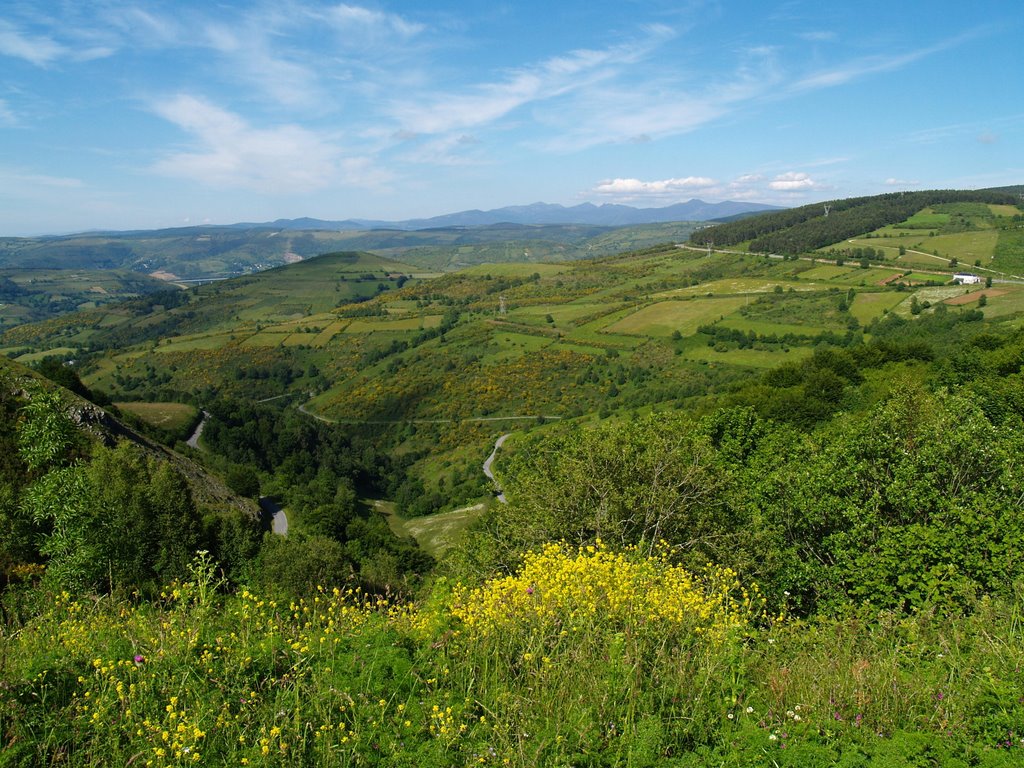 Vista desde el alto de San Roque by Abel Magdalena Carba…