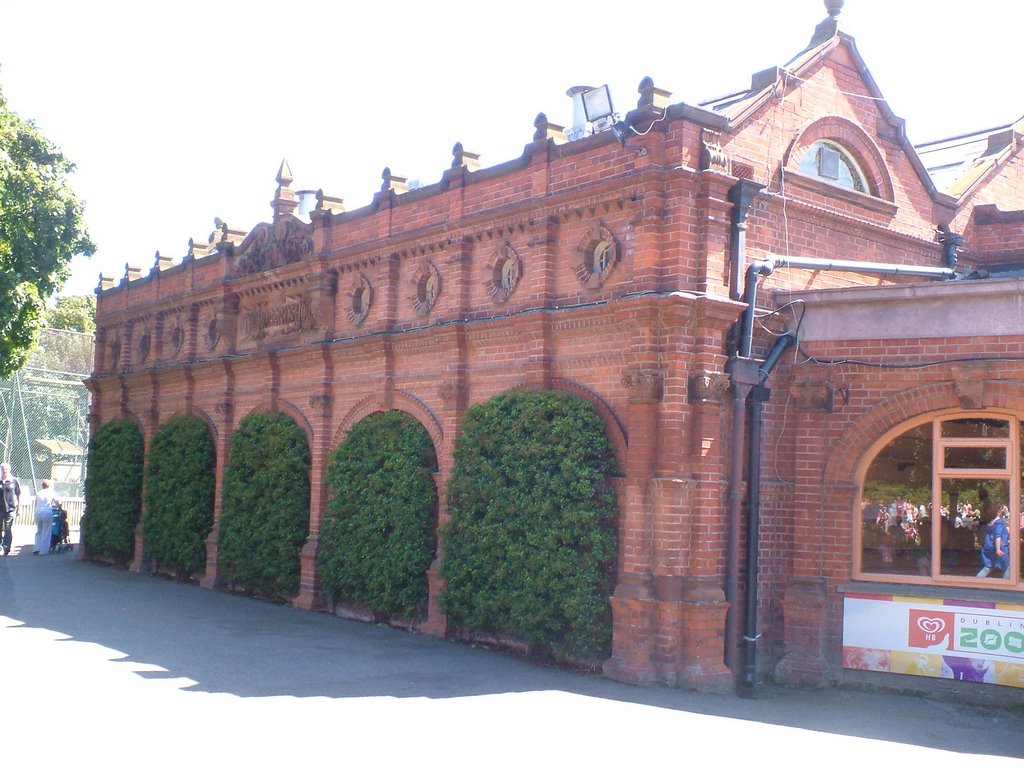 The Roberts House Dublin Zoo 1898 by Alan L.