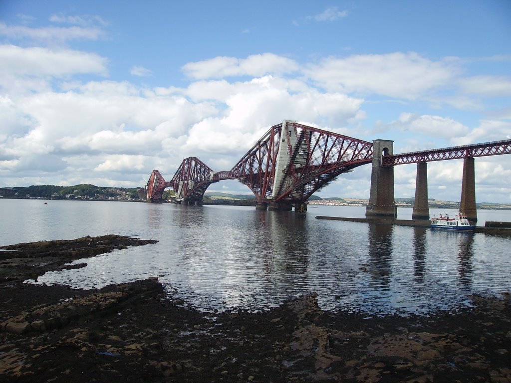 Forth Bridge by darlo_davey