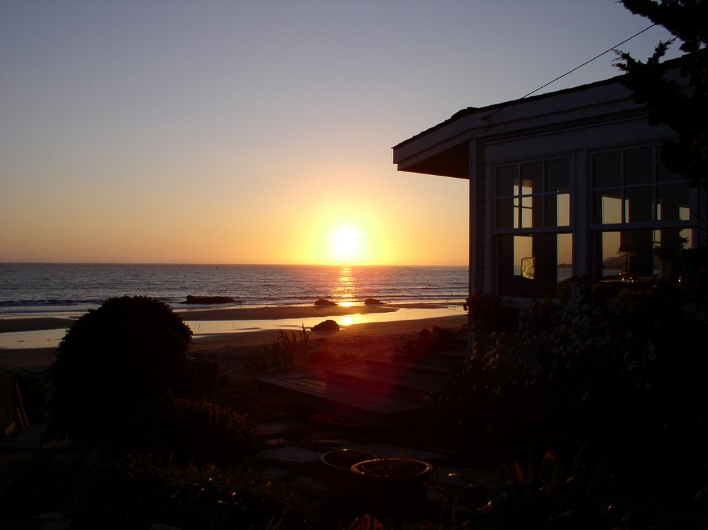 Cayucos Sunset by keavenm